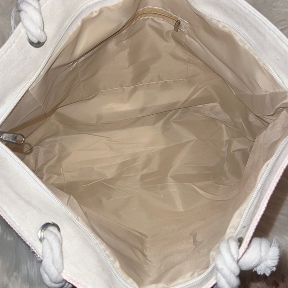 Pink Labubu Character Tote & Wristlet - Picture 4 of 7